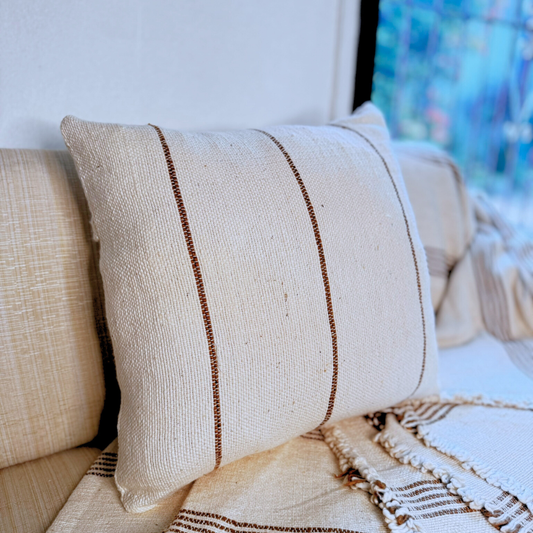 Cojín Crudo Con Línea Arena 50x50 - 100% Algodón - Con relleno y cierre