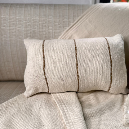 Cojín Crudo con Línea Arena 50x30 - 100% Algodón - Con relleno y cierre