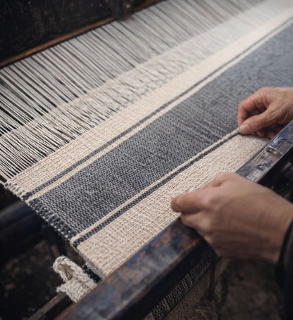 Manta Crudo con Franjas Denim - 100% Algodón - 180x130 cm